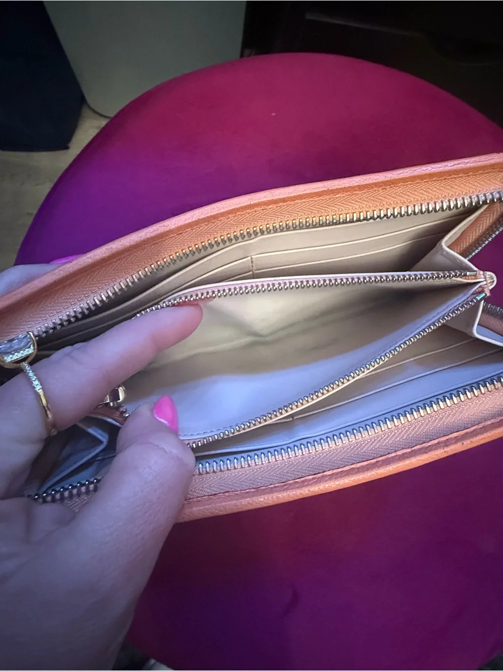 Loewe zip around